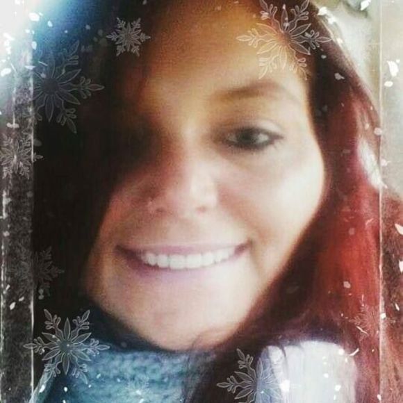 Meet your Posher, Shelly - Picture 1 of 1